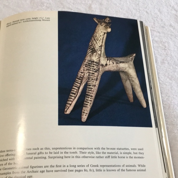 Art of Crete, Mycenae, & Greece. 7 1/2”x9” coffee table book by German Hafner - Picture 9 of 16